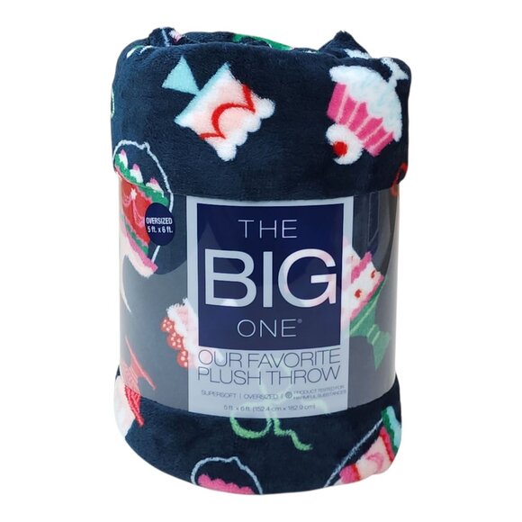 The Big One Oversized Plush Throw Blanket Soft Cozy 5 x 6' Navy Holiday Cakes - Picture 1 of 10